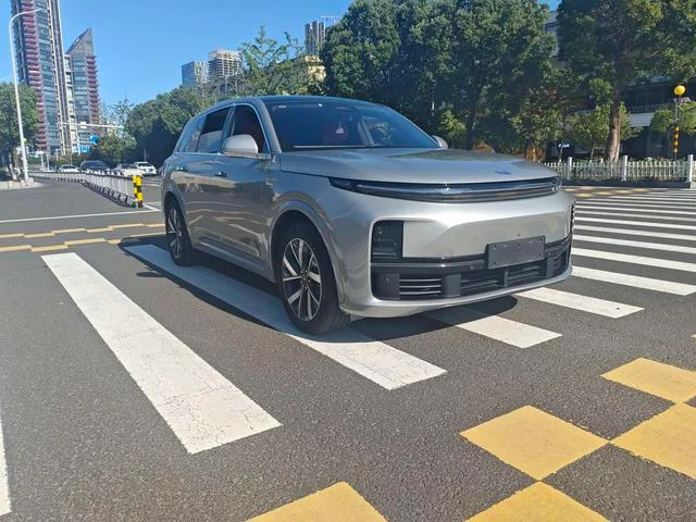 Lixiang Ideal L7 — фото из материалов МАСС АВТО ЗАКАЗ