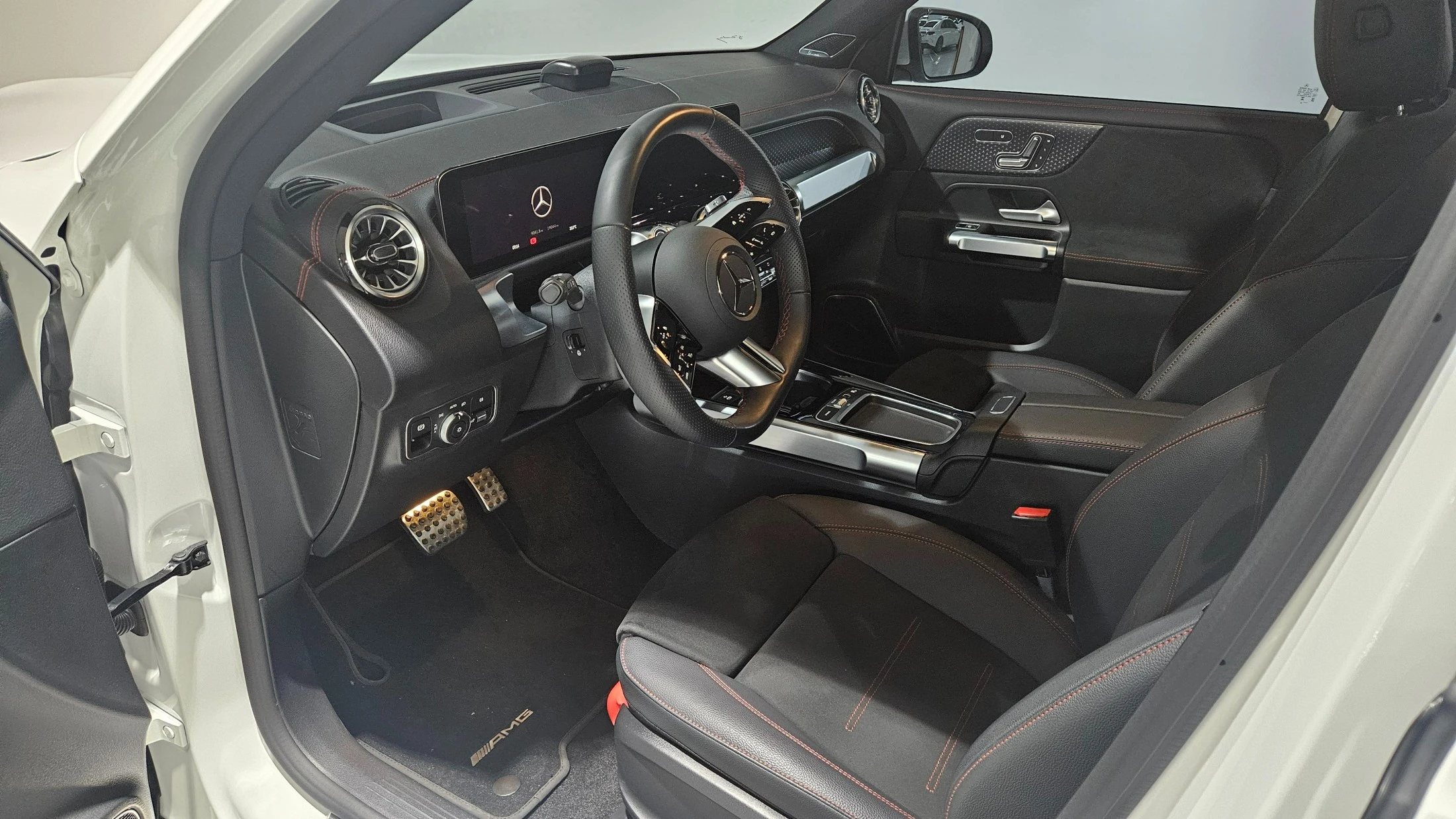 Mercedes-Benz Eqb X243, 2025 — фото 19