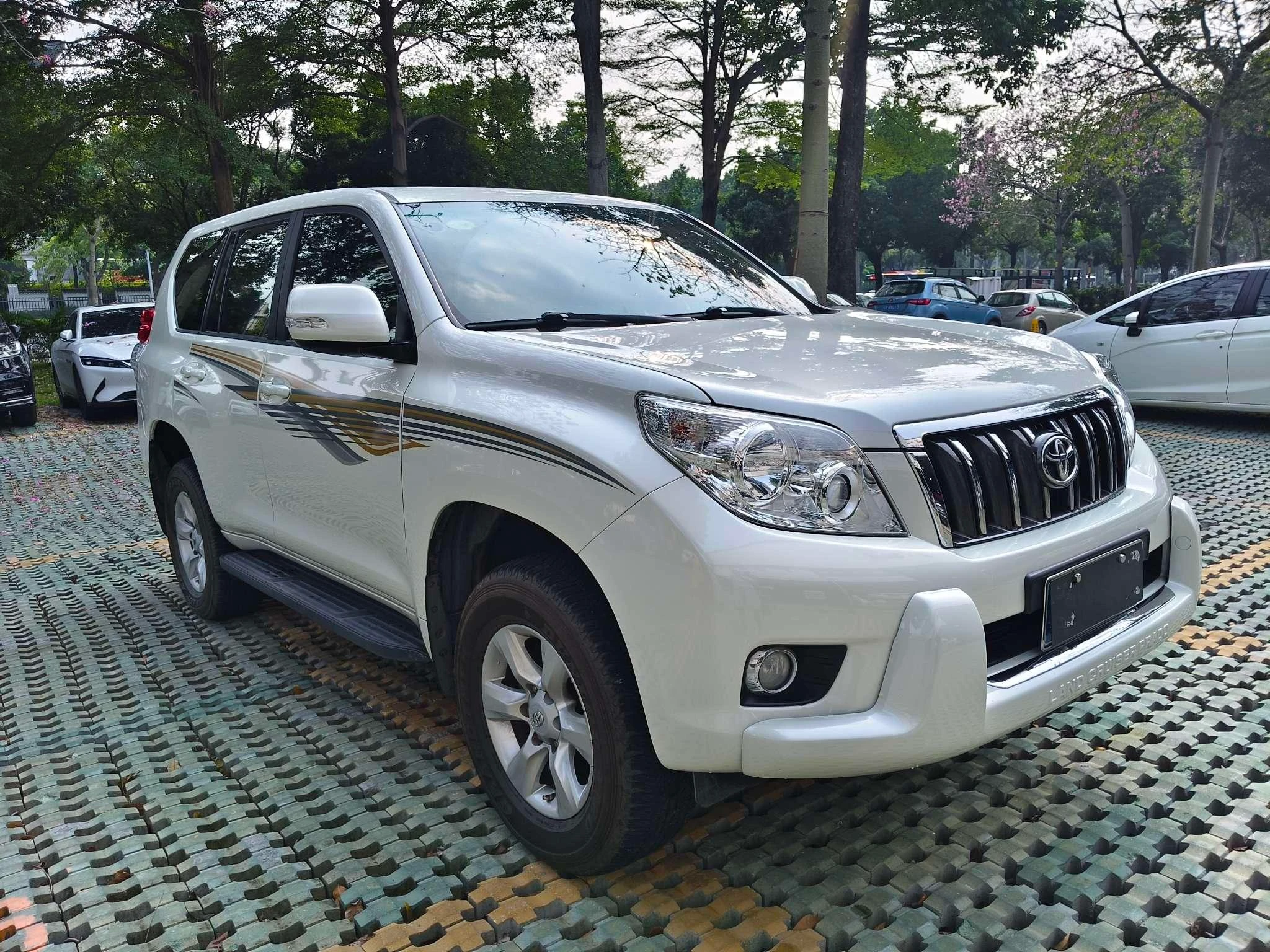 Toyota Prado (imported), 2010 — фото 3