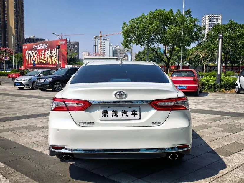 Toyota Camry, 2023 — фото 4