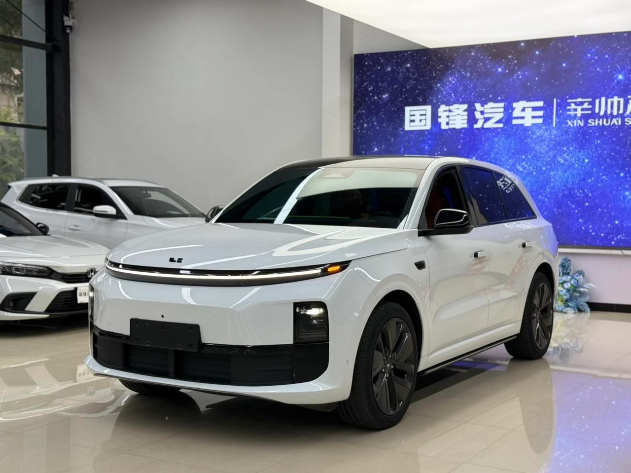 Li Auto Ideal L6
