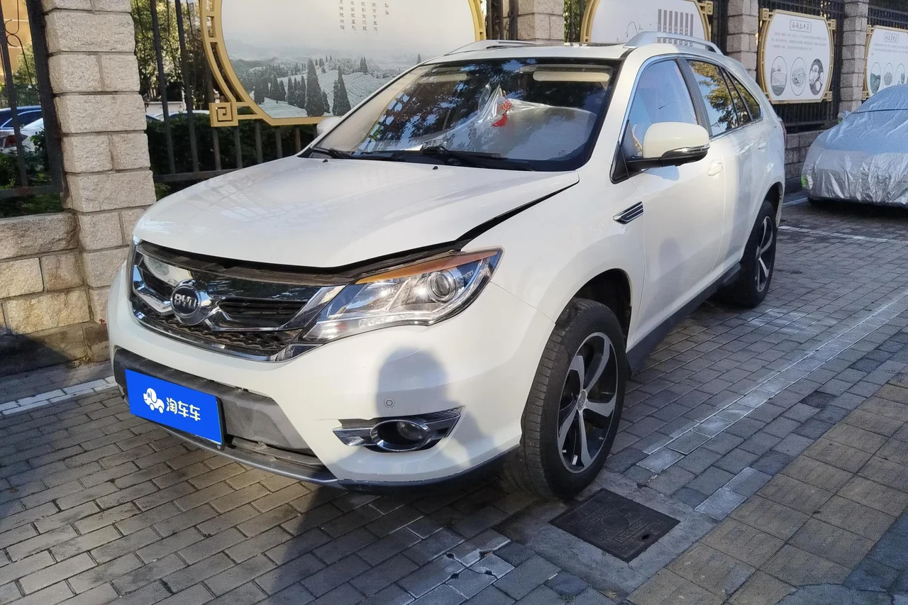 BYD S7
