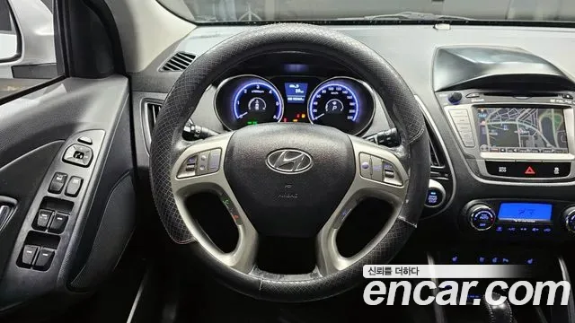 Hyundai Tucson ix, 2011 — фото 13