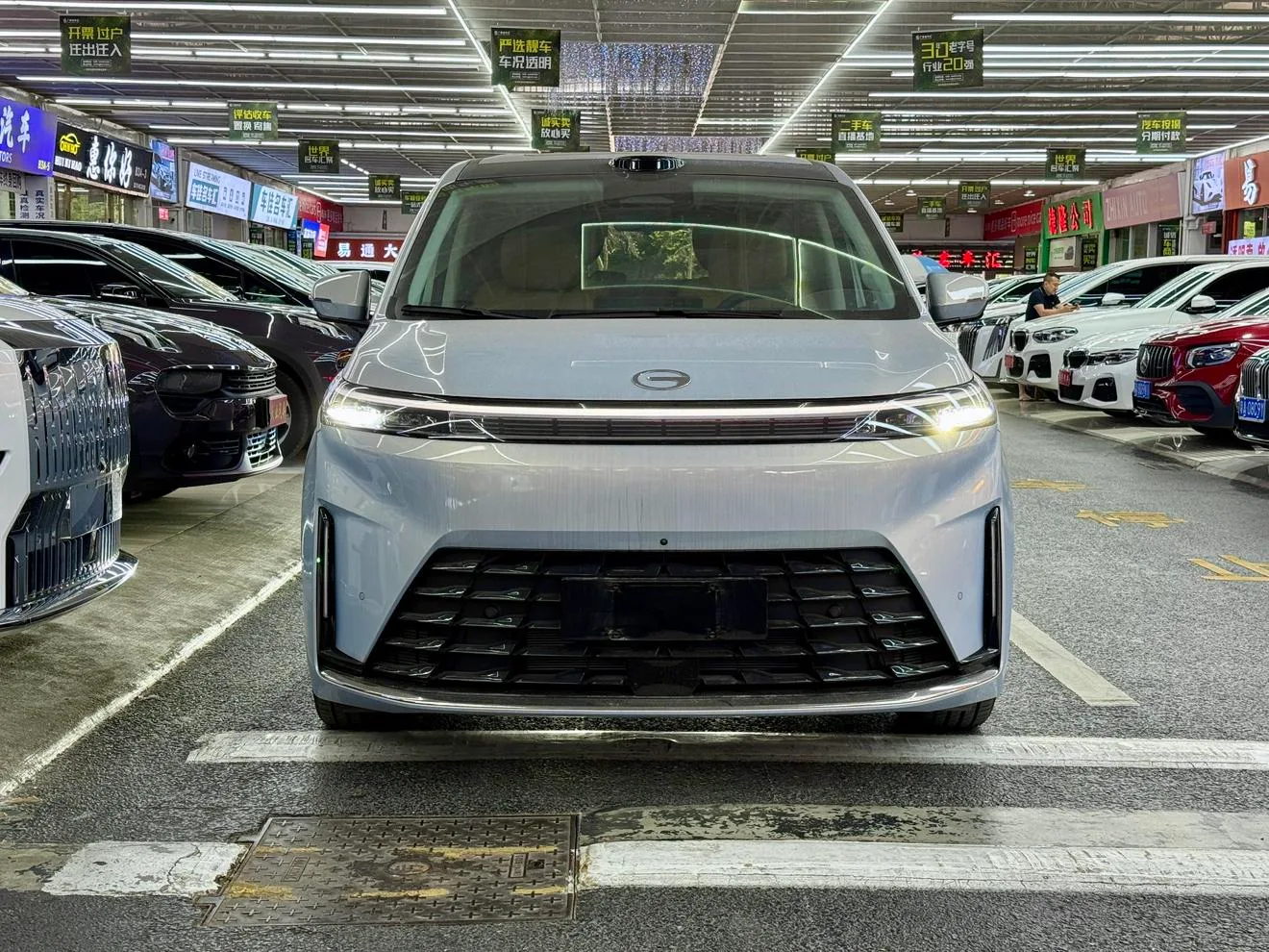 GAC Trumpchi Trumpchi E8 PHEV, 2026 — фото 2