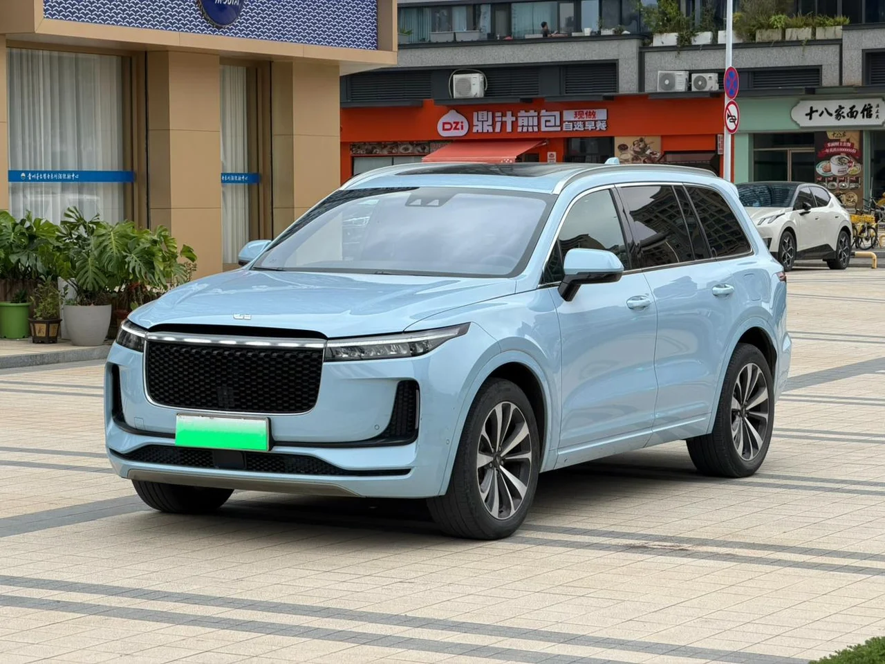 Li Auto Ideal ONE
