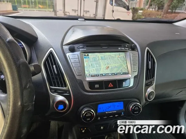 Hyundai Tucson ix, 2013 — фото 10