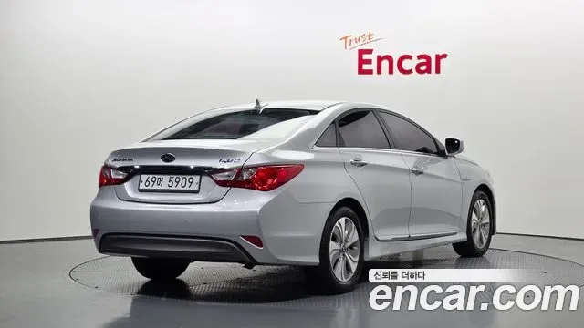 Hyundai Sonata Hybrid, 2014 — фото 2