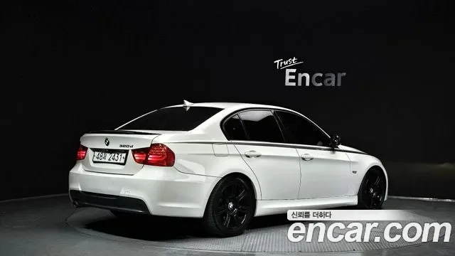 BMW 3-Series E90, 2011 — фото 2