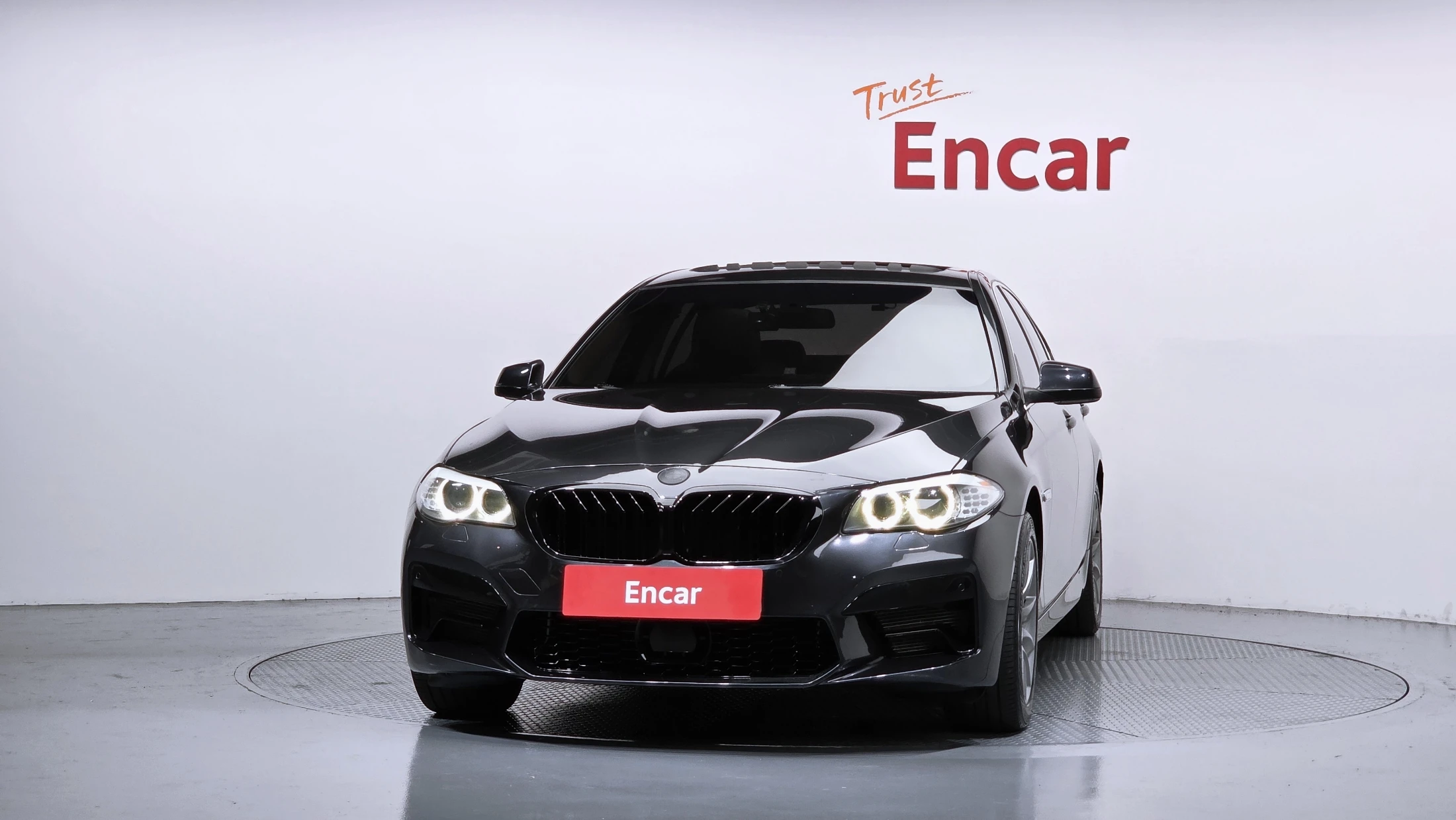 BMW 5-Series F10, 2013 — фото 3