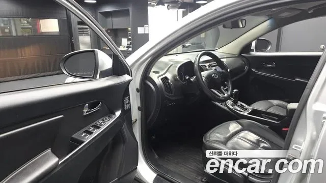 Kia Sportage, 2010 — фото 10