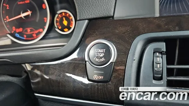 BMW 5-Series F10, 2013 — фото 20
