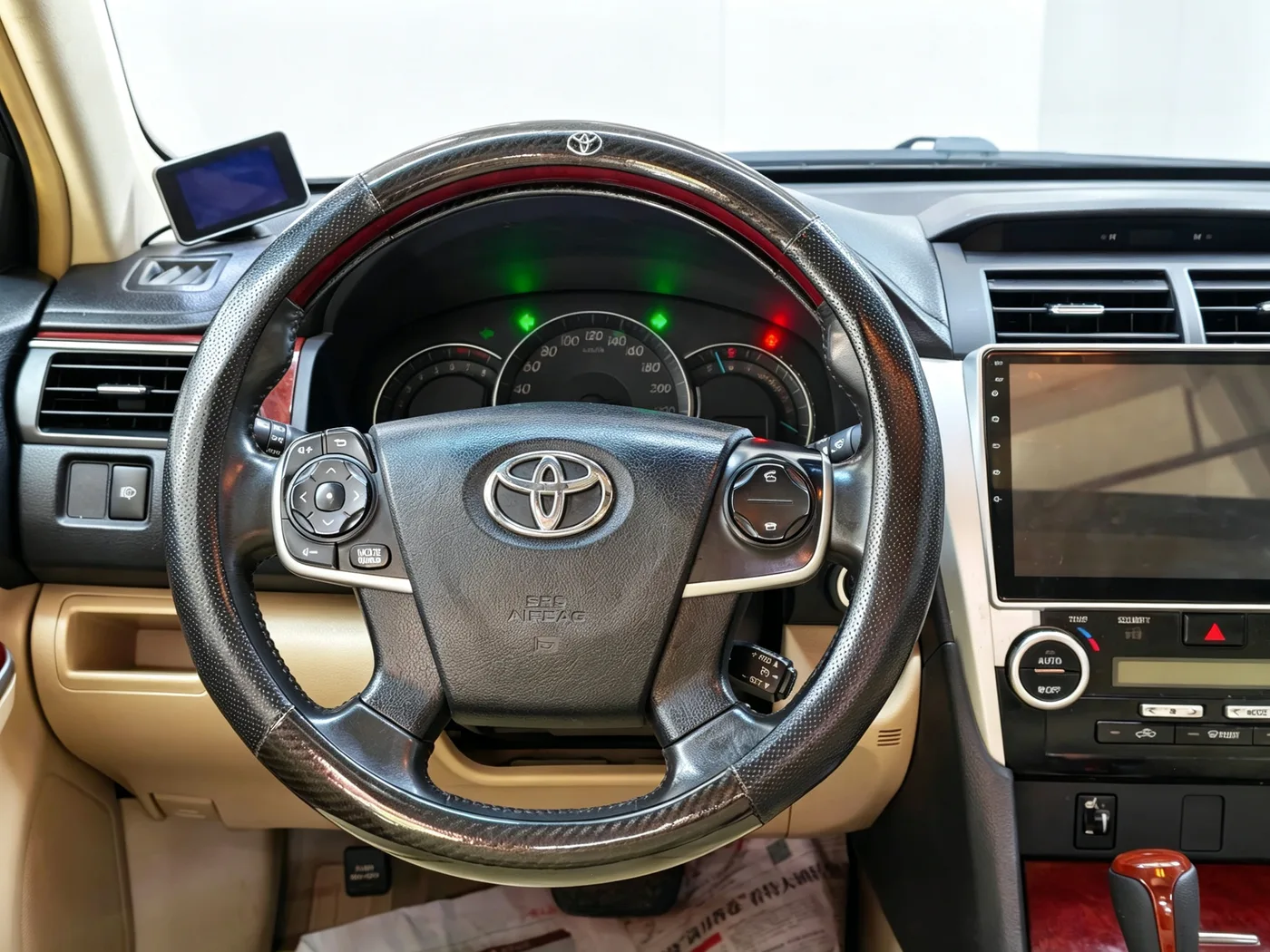 Toyota Camry, 2012 — фото 11