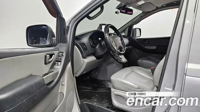 Hyundai Starex Grand Starex, 2012 — фото 11