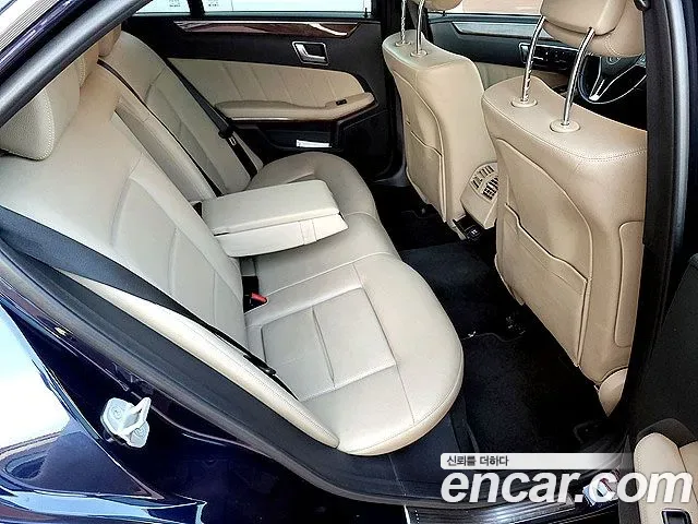 Mercedes-Benz E-Class W212, 2013 — фото 17