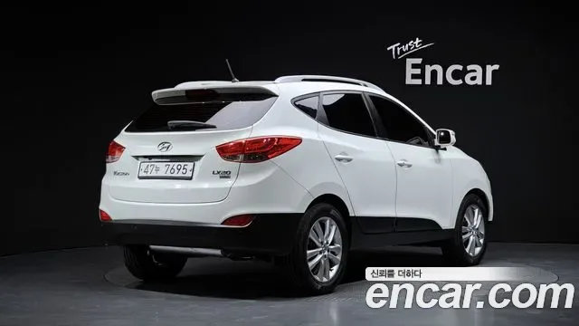 Hyundai Tucson ix, 2011 — фото 2