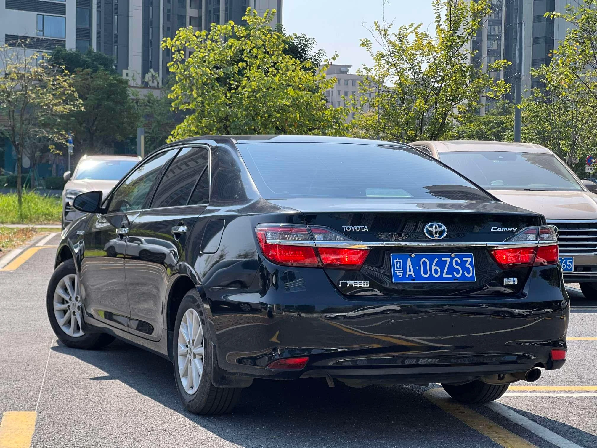 Toyota Camry, 2015 — фото 31