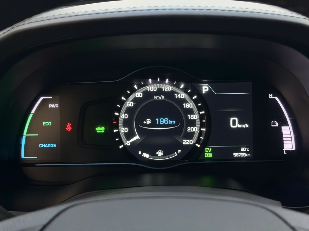 Hyundai Ioniq Ionic Hybrid, 2017 — фото 11