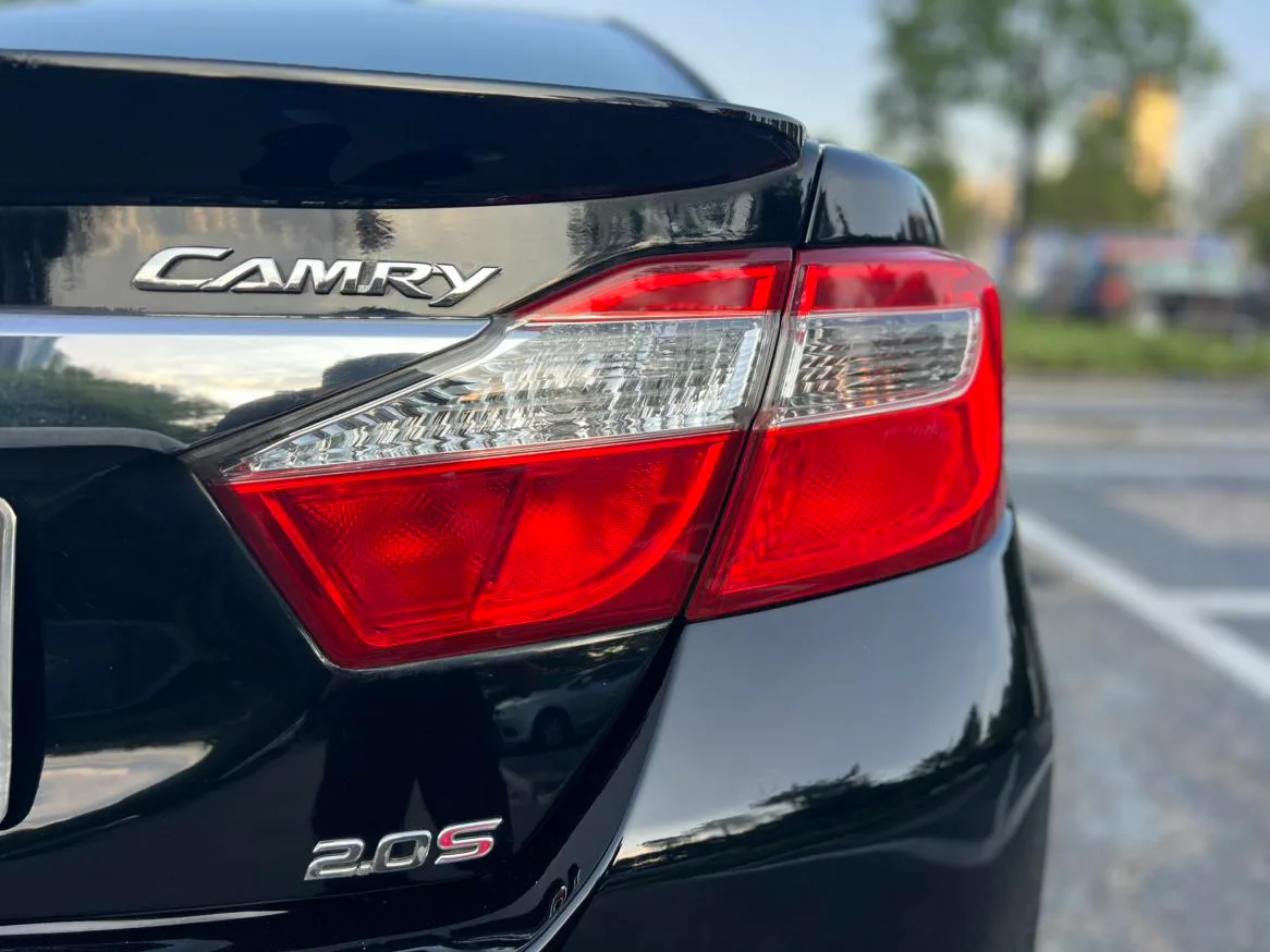 Toyota Camry, 2012 — фото 17