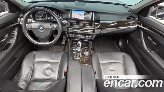 BMW 5-Series F10, 2013 — фото 7