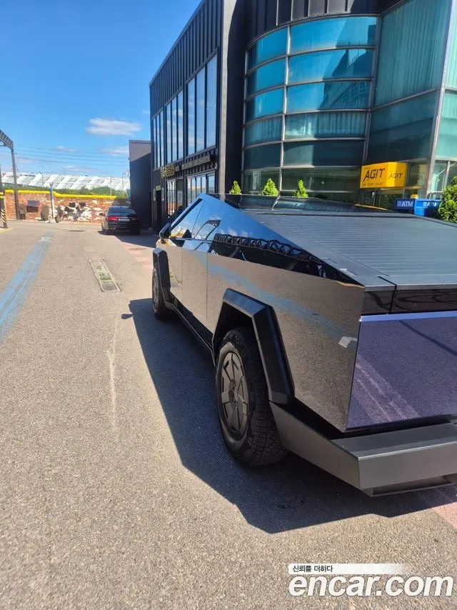 Tesla Cybertruck Cyber ​​truck, 2025 — фото 10