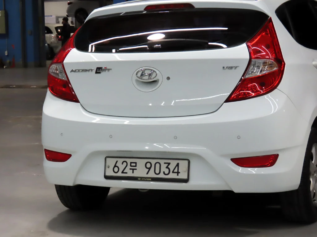 Hyundai Accent, 2012 — фото 17