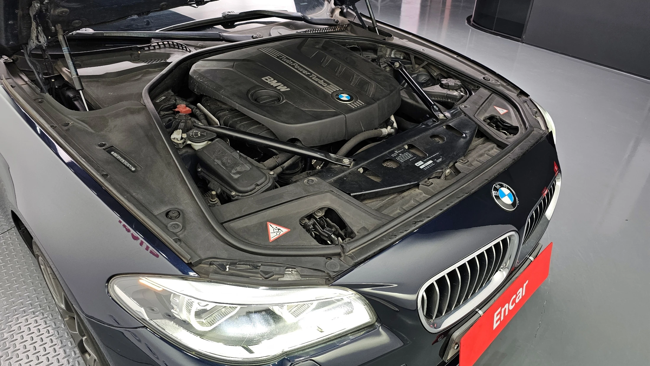 BMW 5-Series F10, 2013 — фото 6