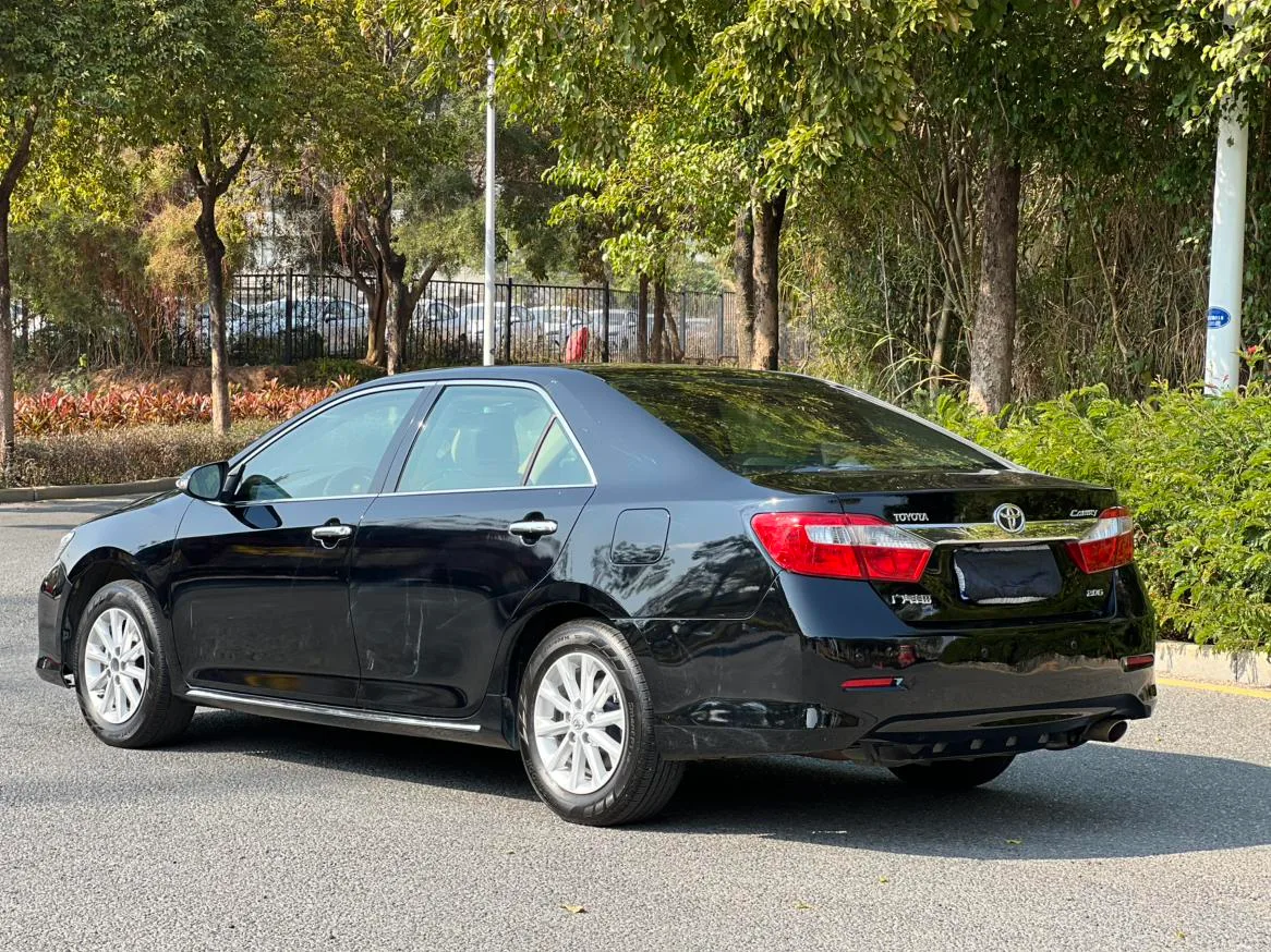 Toyota Camry, 2012 — фото 4