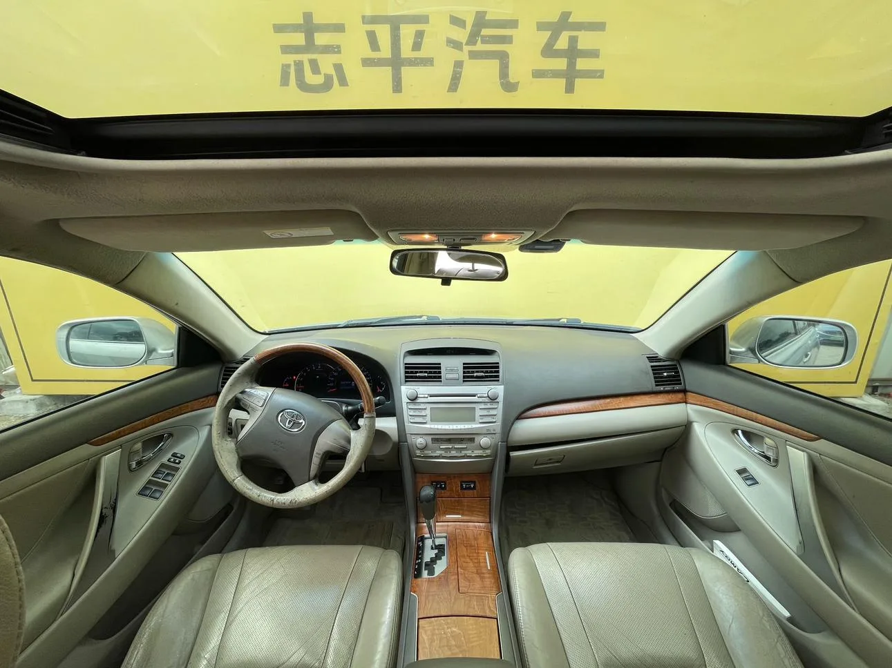 Toyota Camry, 2010 — фото 6