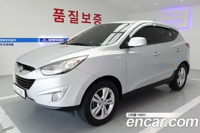 Hyundai Tucson ix, 2012 — фото 2