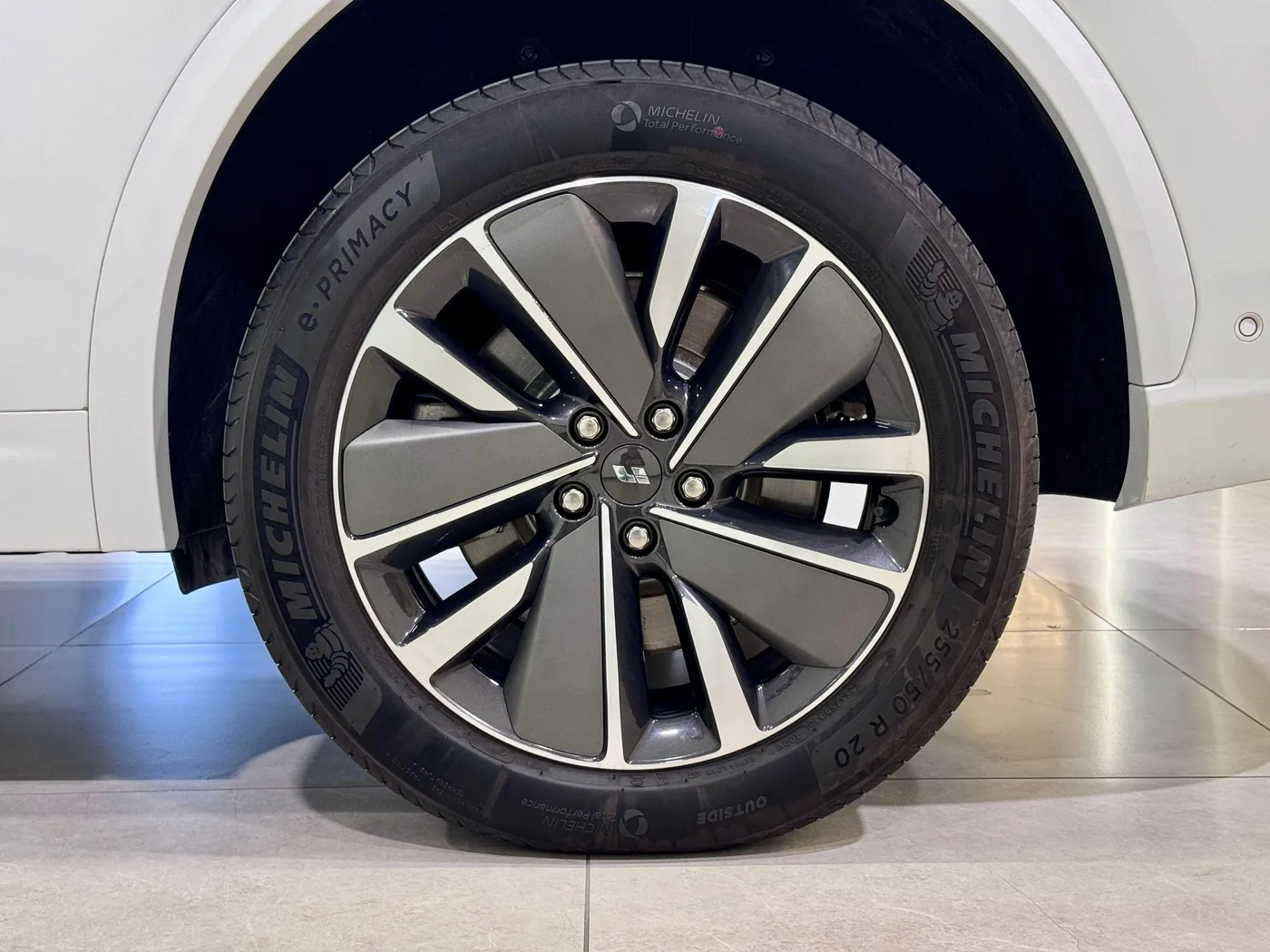 Li Auto Ideal L7, 2025 — фото 10