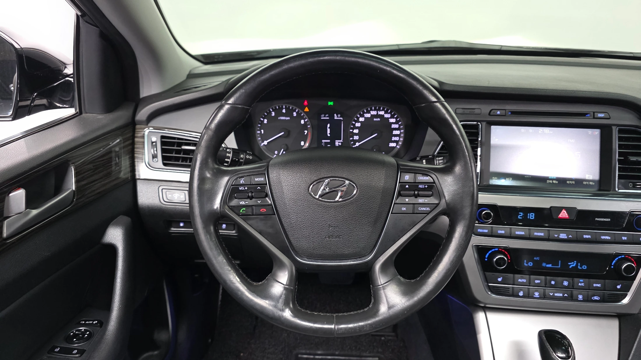 Hyundai Sonata LF Sonata, 2014 — фото 13