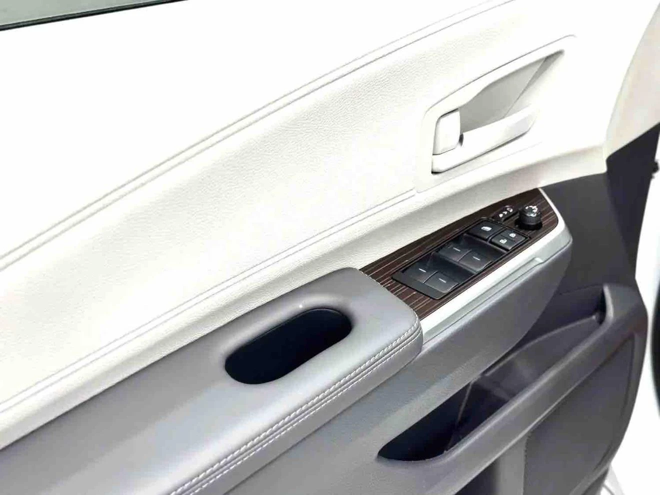 Toyota Senna, 2026 — фото 16