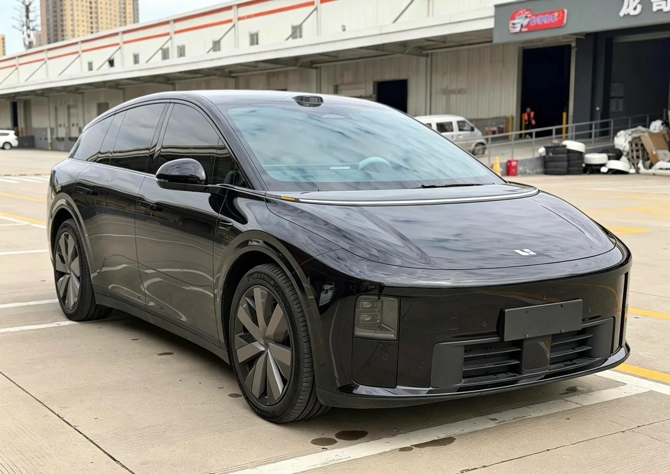 Li Auto ideal i6, 2025 — фото 3