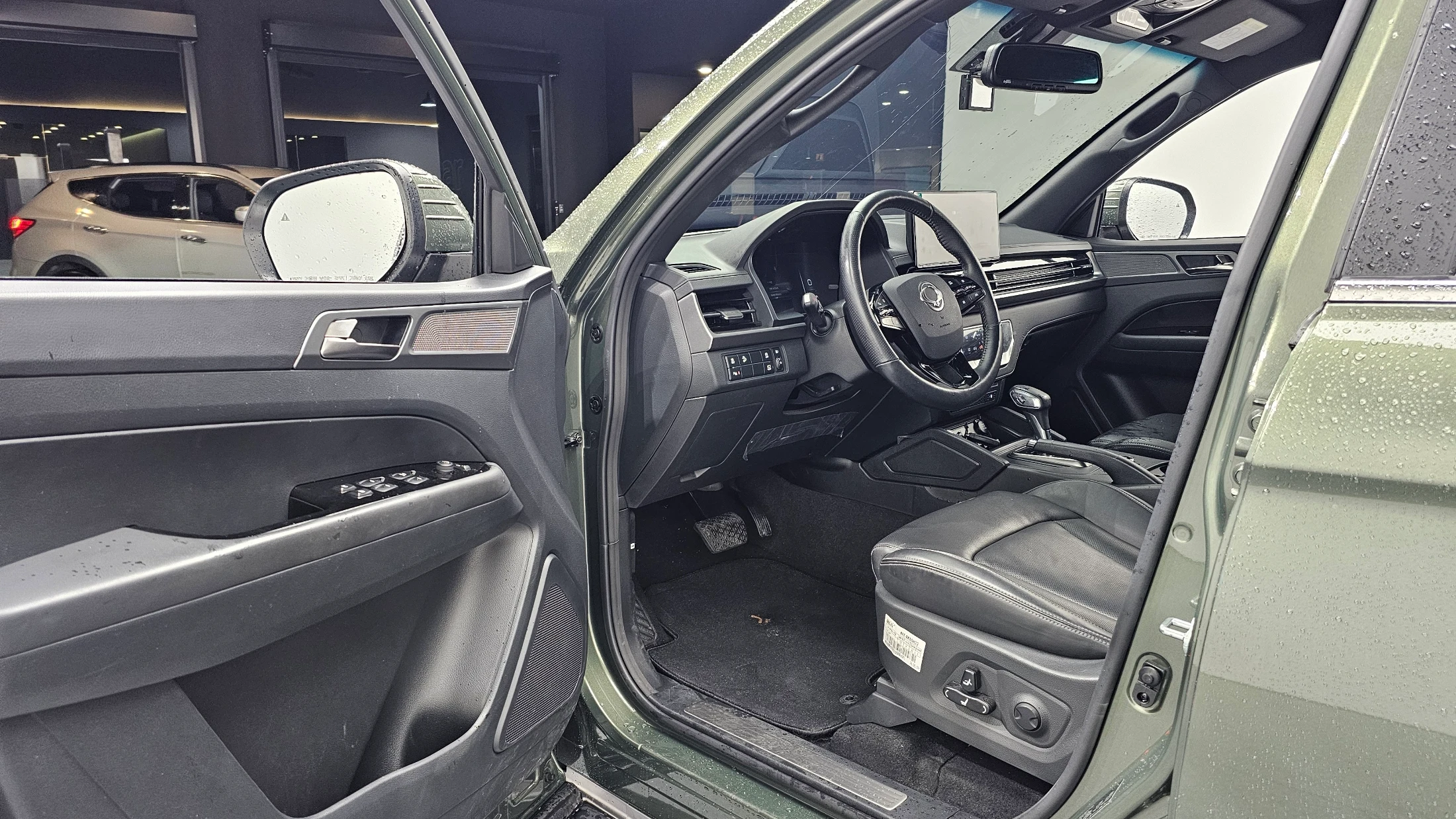 KG_Mobility_Ssangyong Musso Sports Khan (Q261), 2025 — фото 10