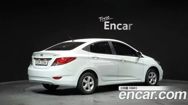 Hyundai Accent, 2012 — фото 2