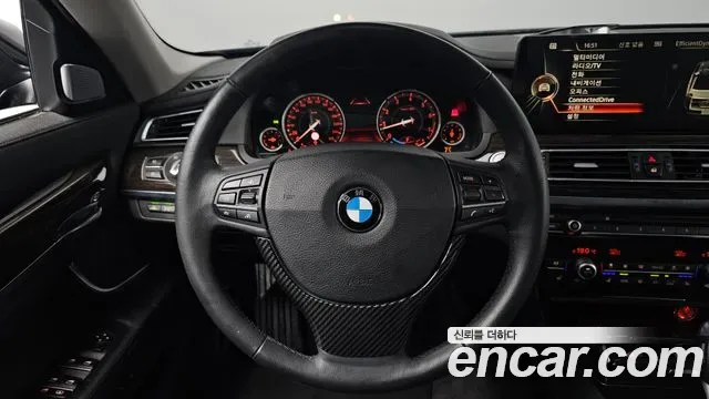 BMW 7-Series F01, 2013 — фото 14