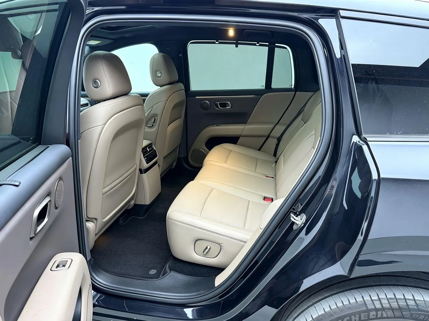 Li Auto ideal i6, 2025 — фото 13