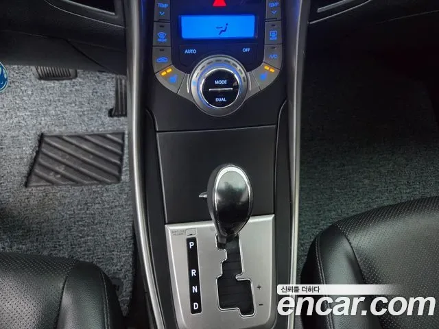 Hyundai Avante MD, 2013 — фото 15