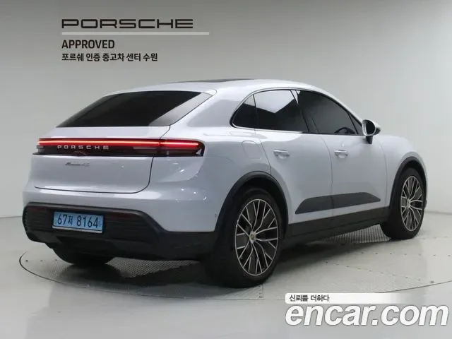 Porsche Macan EV, 2025 — фото 2
