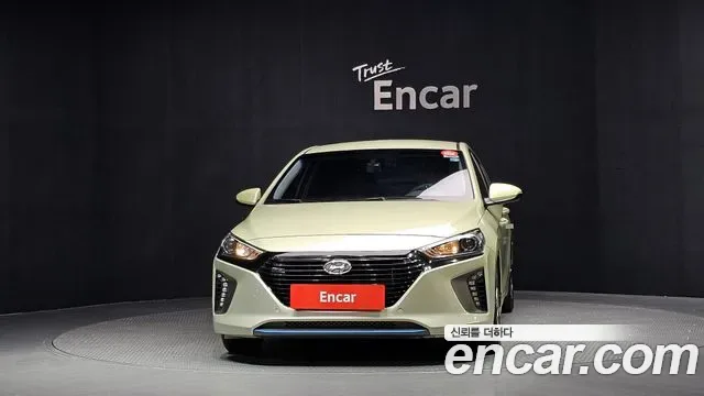 Hyundai Ioniq Ionic Hybrid, 2016 — фото 3