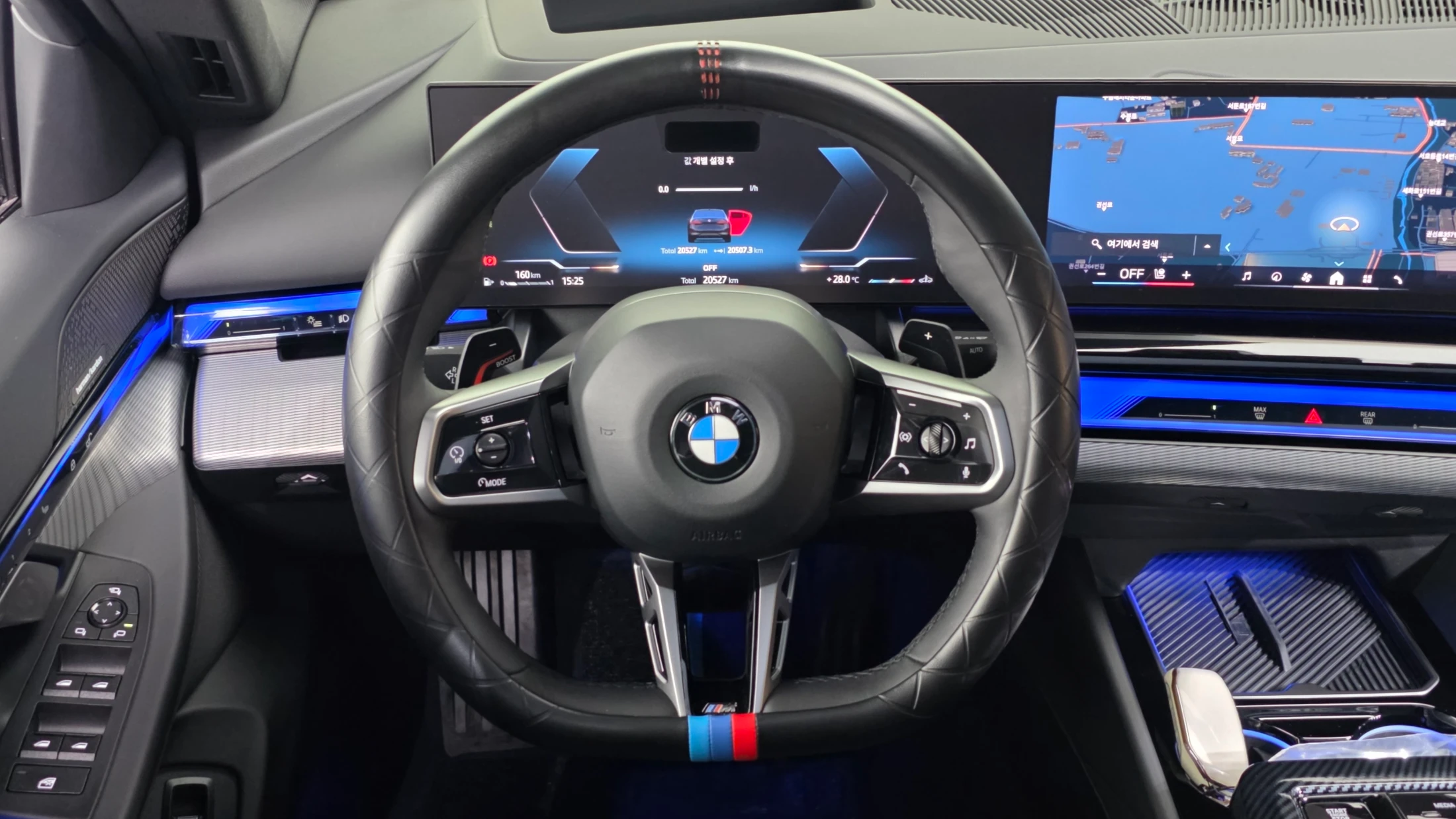 BMW 5-Series G60, 2025 — фото 13