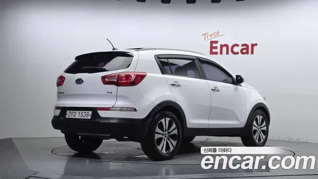 Kia Sportage, 2011 — фото 2