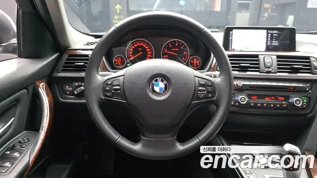 BMW 3-Series F30, 2013 — фото 13