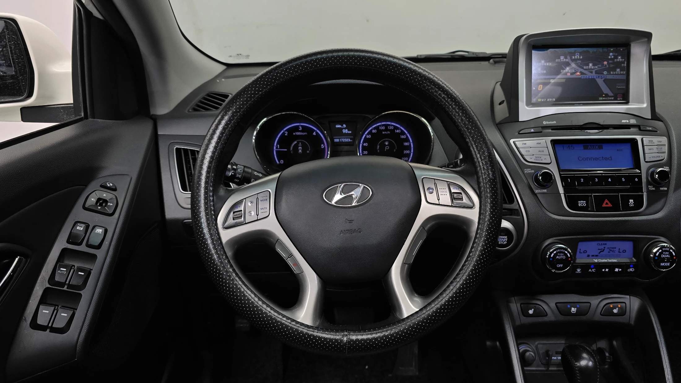 Hyundai Tucson ix, 2011 — фото 13