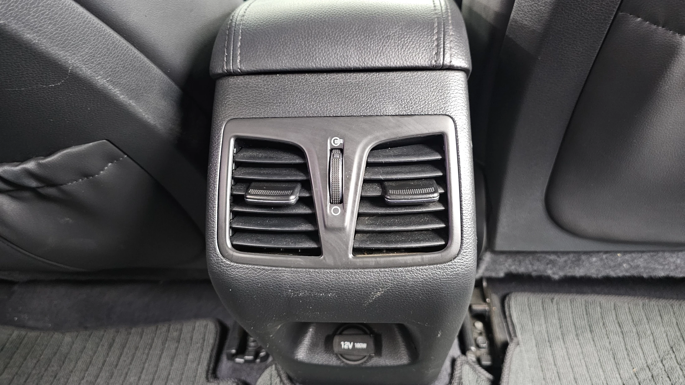 Hyundai Sonata LF Sonata, 2014 — фото 19