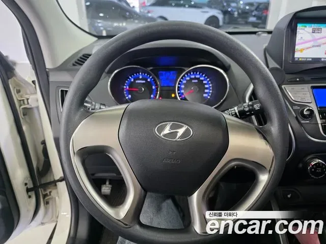 Hyundai Tucson ix, 2011 — фото 12