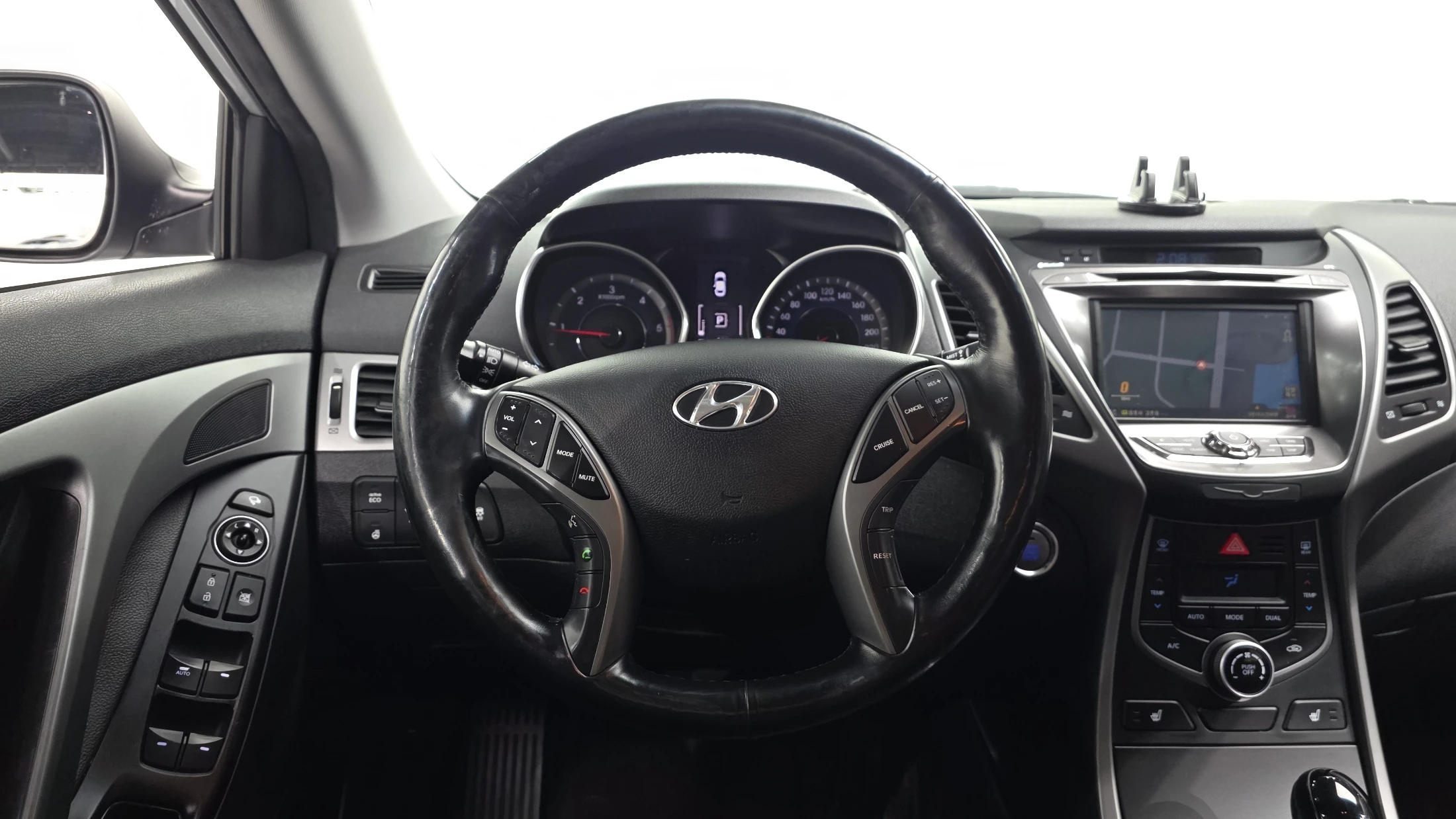 Hyundai Avante, 2013 — фото 12