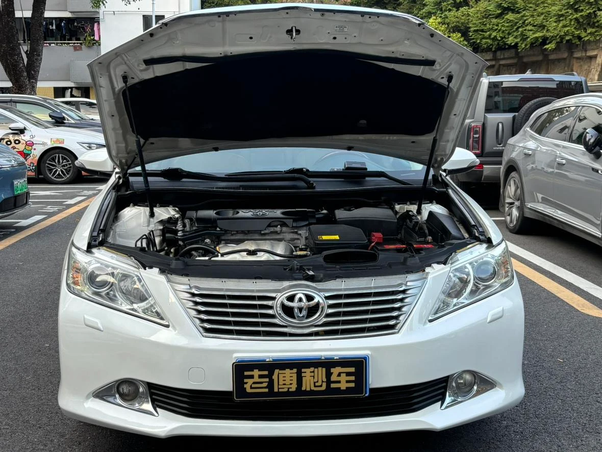 Toyota Camry, 2012 — фото 16