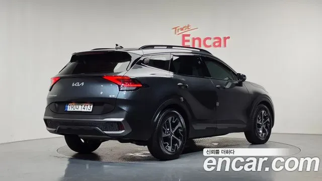 Kia Sportage hybrid, 2022 — фото 2