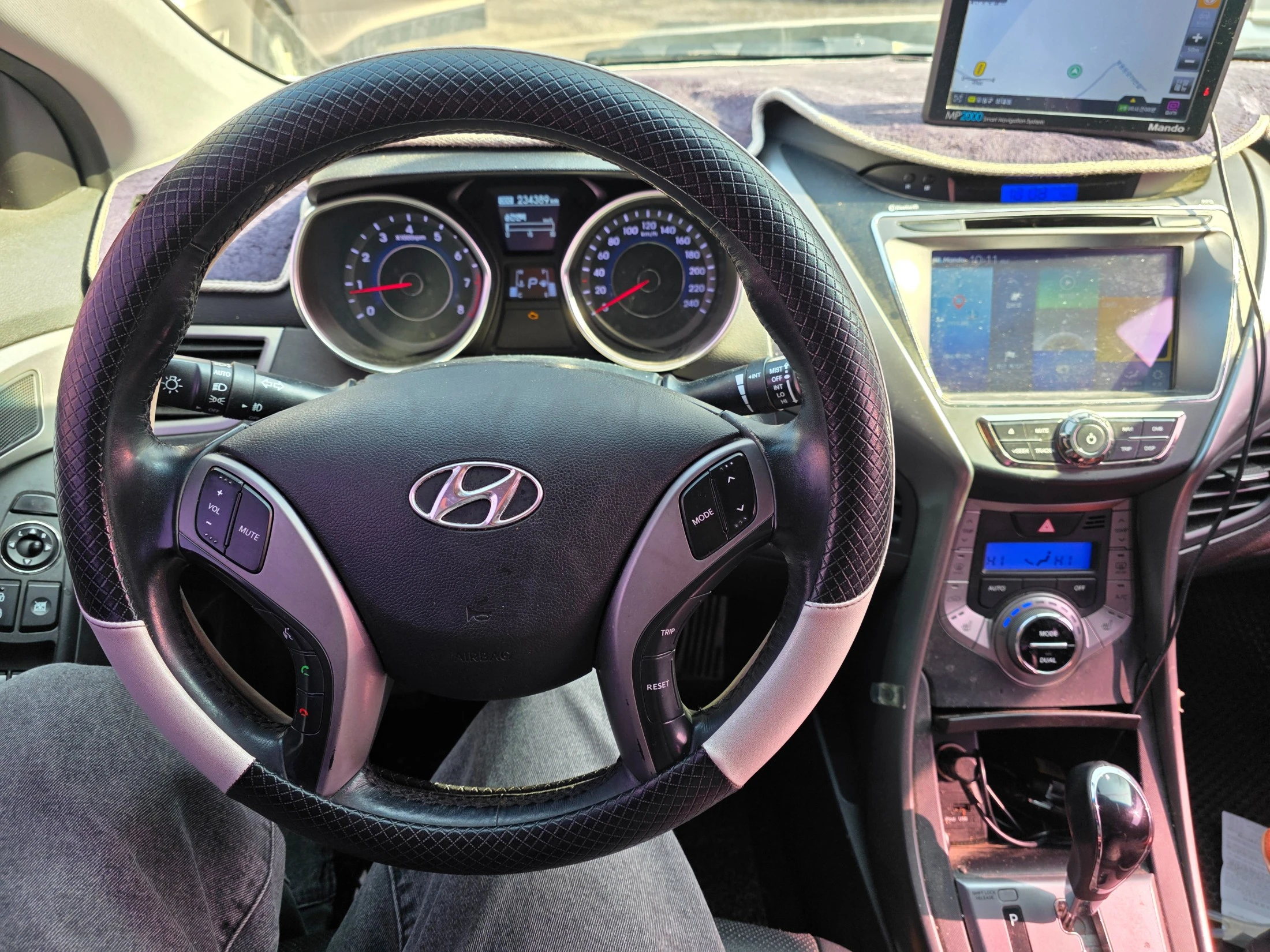 Hyundai Avante MD, 2013 — фото 15